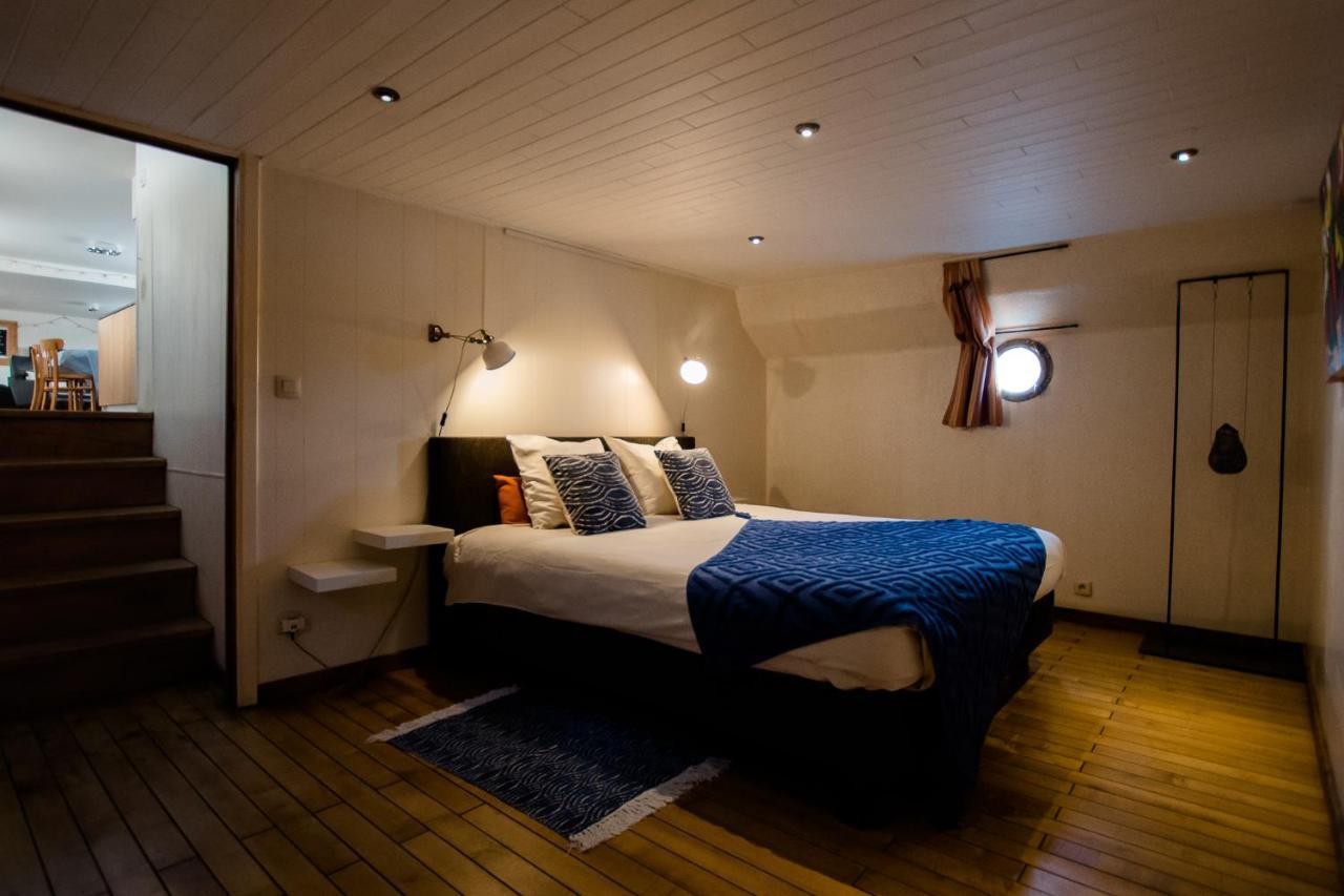 Готель Houseboat Jana - With Sauna And Terrace Брюгге Екстер'єр фото